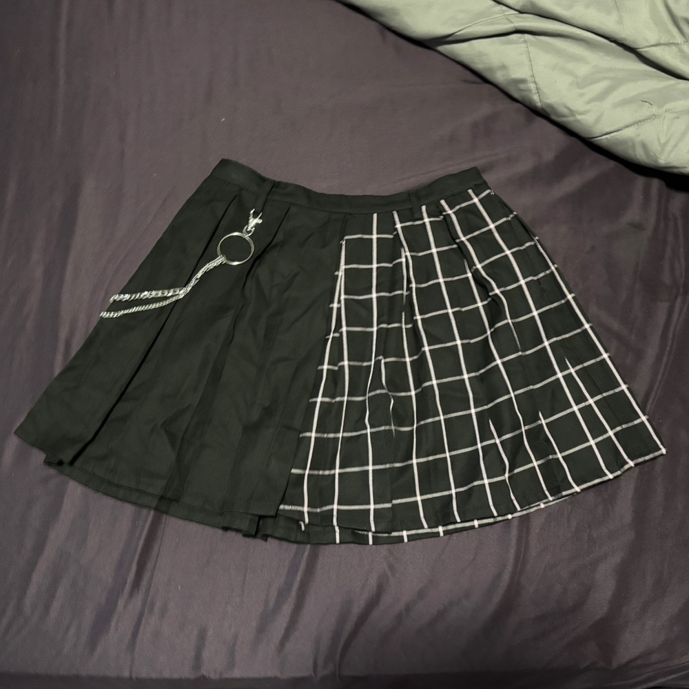 black & pink plaid split pleated skirt